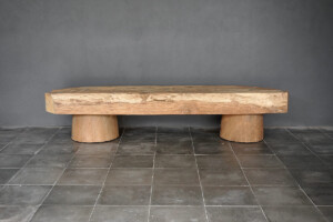 Lesung Bench in Natural Finish